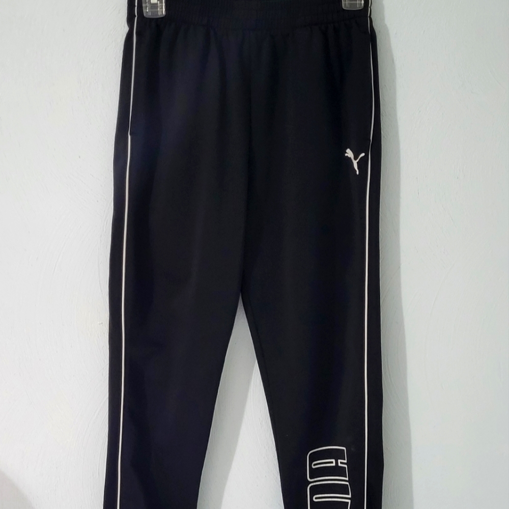 The brand is puma and the size is L (14-16)